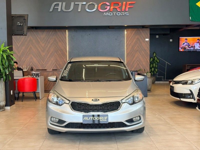 CERATO 1.6 SX E.233 16V GASOLINA 4P AUTOMÁTICO - 2014 - CAMPO BOM
