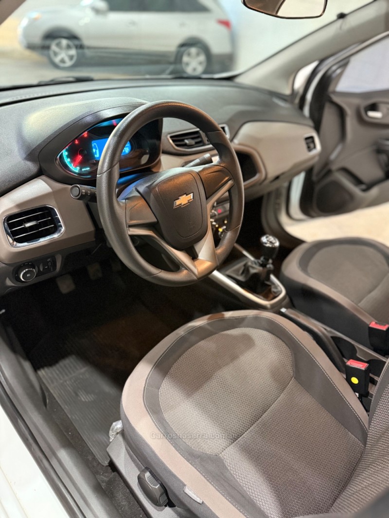 PRISMA 1.4 MPFI LTZ 8V FLEX 4P MANUAL - 2015 - ARROIO DO MEIO
