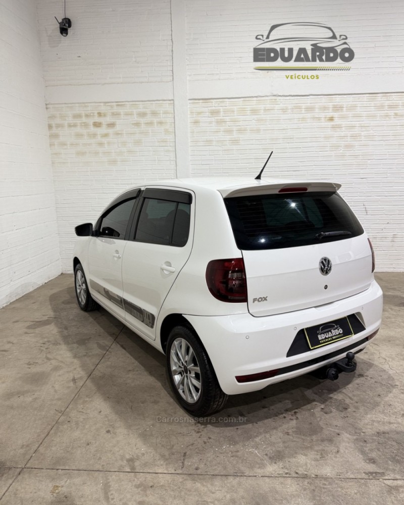 FOX 1.6 MI ROCK IN RIO 8V FLEX 4P MANUAL - 2014 - ARROIO DO MEIO
