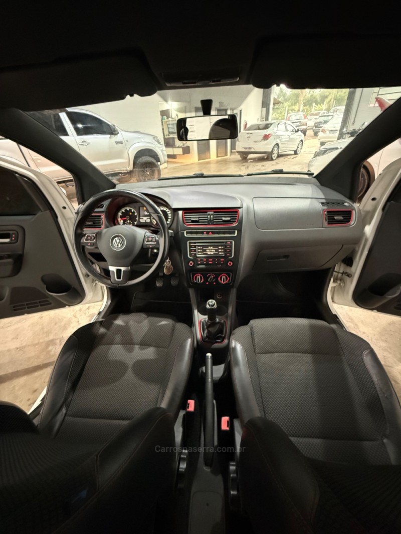 FOX 1.6 MI ROCK IN RIO 8V FLEX 4P MANUAL - 2014 - ARROIO DO MEIO