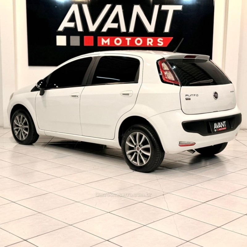 PUNTO 1.4 ATTRACTIVE 8V FLEX 4P MANUAL - 2016 - NOVO HAMBURGO