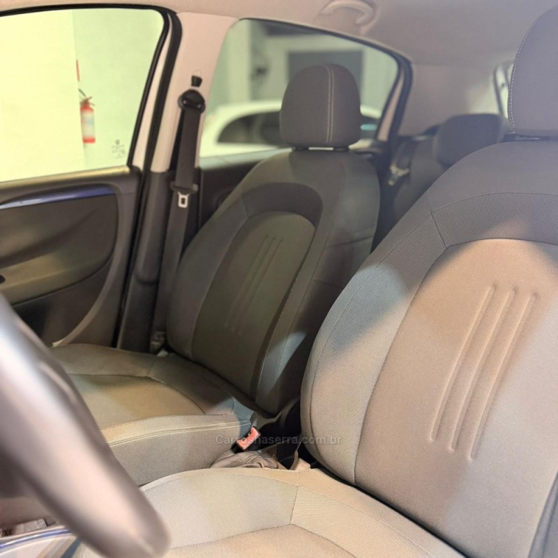 PUNTO 1.4 ATTRACTIVE 8V FLEX 4P MANUAL - 2016 - NOVO HAMBURGO