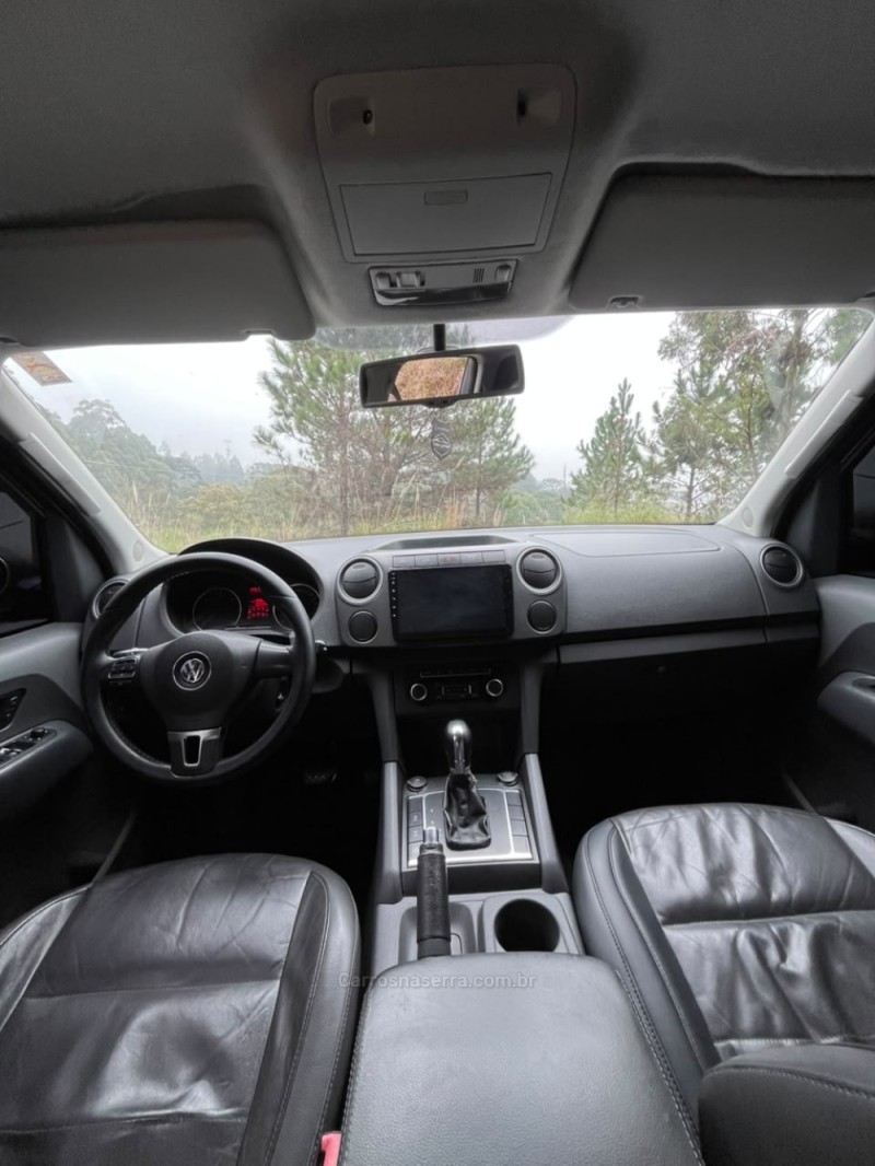 AMAROK 2.0 HIGHLINE 4X4 CD 16V TURBO INTERCOOLER DIESEL 4P AUTOMÁTICO - 2013 - CAXIAS DO SUL