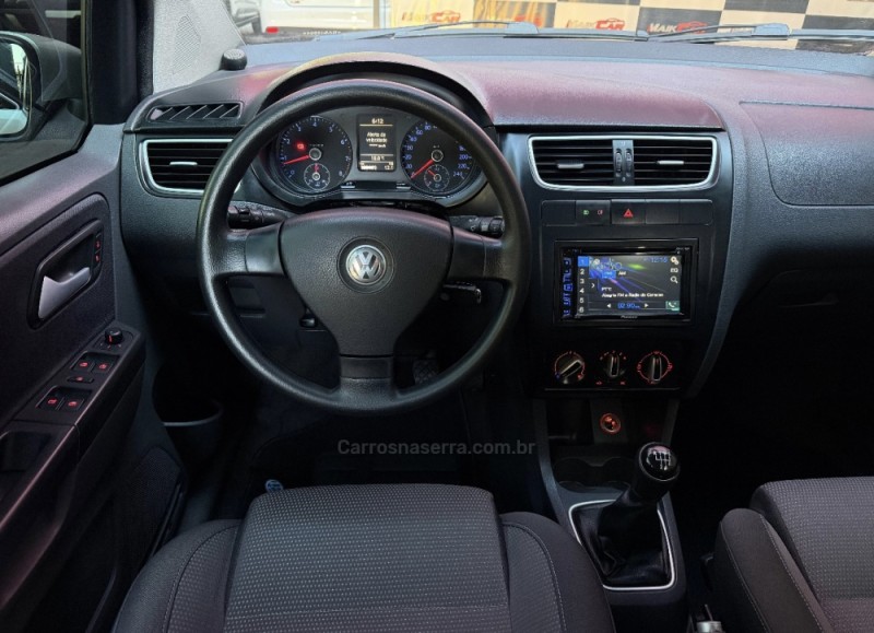 SPACEFOX 1.6 MI SPORTLINE 8V FLEX 4P MANUAL - 2011 - ESTâNCIA VELHA