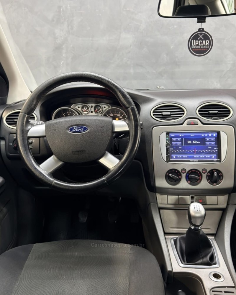 FOCUS 1.6 GLX 8V FLEX 4P MANUAL - 2012 - CAXIAS DO SUL