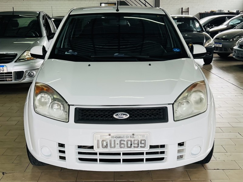 FIESTA 1.0 MPI SEDAN 8V FLEX 4P MANUAL - 2010 - CAXIAS DO SUL