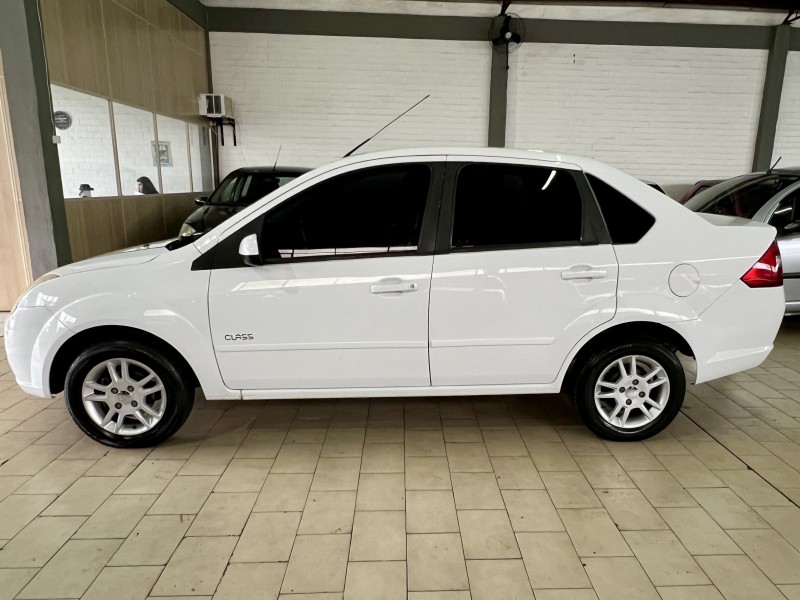 FIESTA 1.0 MPI SEDAN 8V FLEX 4P MANUAL - 2010 - CAXIAS DO SUL