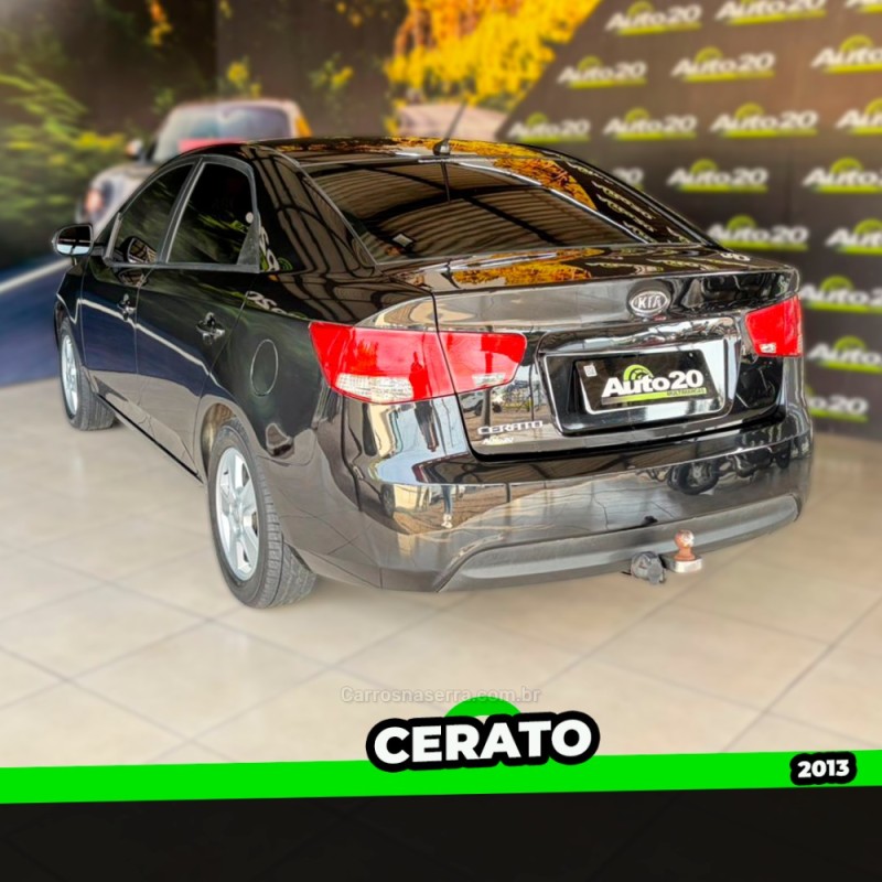 CERATO 1.6 E.213 SEDAN 16V GASOLINA 4P MANUAL - 2013 - TAQUARA