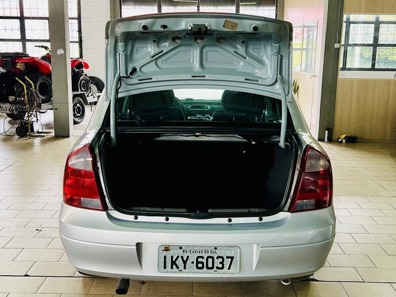 CORSA 1.0 MPFI 8V GASOLINA 4P MANUAL - 2003 - CAXIAS DO SUL