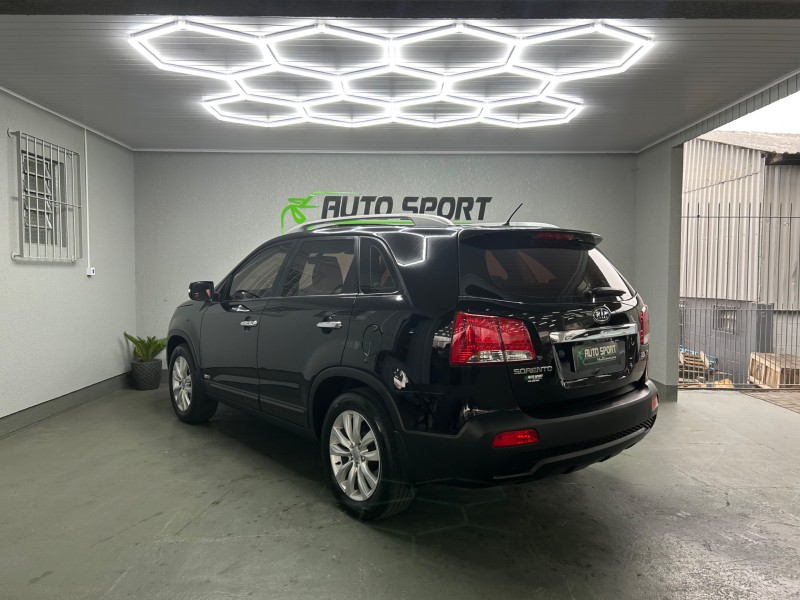 SORENTO 3.5 EX2 V6 4X4 24V GASOLINA 4P 7 LUGARES AUTOMÁTICO - 2012 - CAXIAS DO SUL
