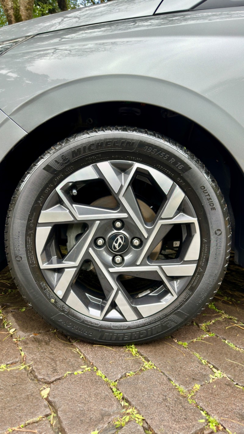 HB20 1.0 PLATINUM PLUS 12V TURBO FLEX 4P AUTOMÁTICO - 2023 - CAXIAS DO SUL