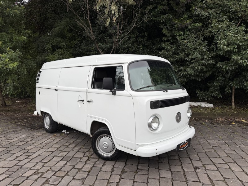 KOMBI 1.6 MI FURGÃO 8V GASOLINA 3P MANUAL - 2004 - CAXIAS DO SUL