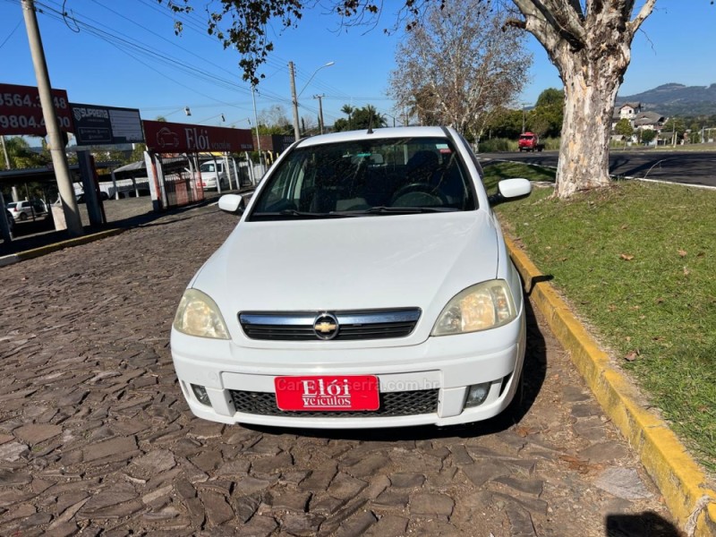 CORSA 1.4 MPFI PREMIUM 8V FLEX 4P MANUAL - 2009 - DOIS IRMãOS
