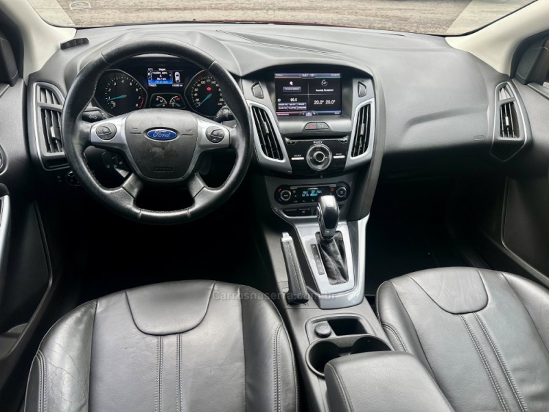 FOCUS 2.0 TITANIUM HATCH 16V FLEX 4P AUTOMÁTICO - 2014 - GUAPORé