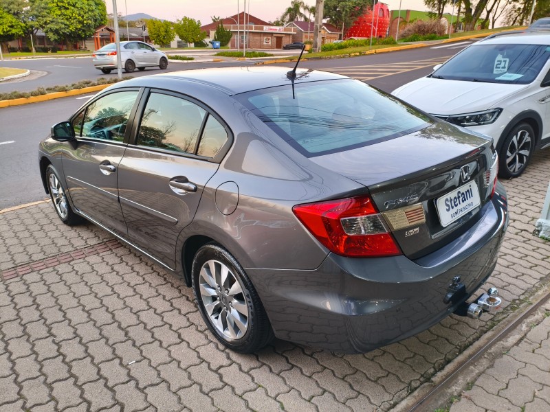 CIVIC 1.8 LXS 16V FLEX 4P AUTOMÁTICO - 2014 - BOM PRINCíPIO