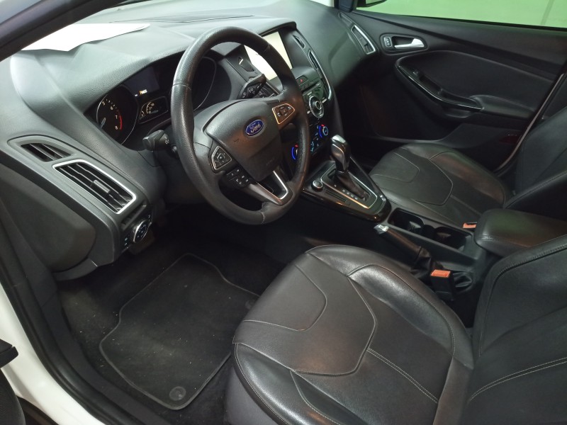 FOCUS 2.0 TITANIUM FASTBACK 16V FLEX 4P AUTOMÁTICO - 2016 - CAXIAS DO SUL