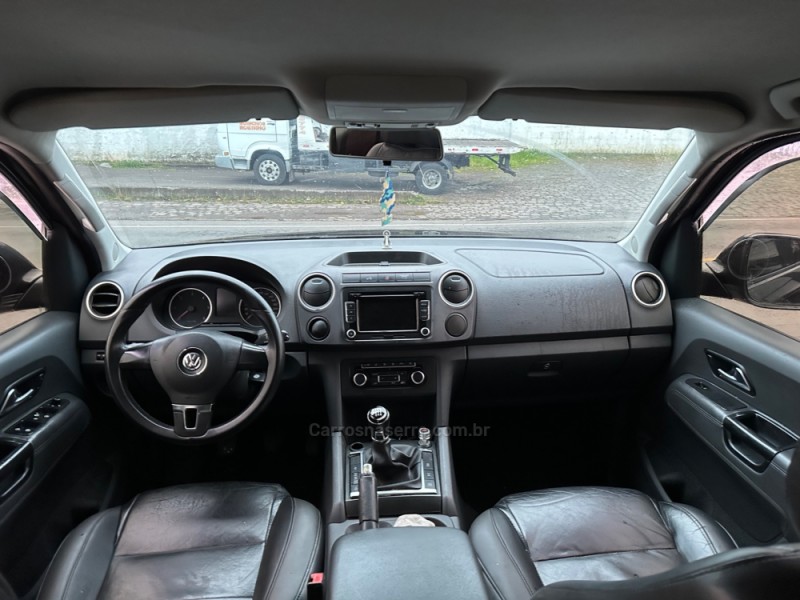 AMAROK 2.0 HIGHLINE 4X4 CD 16V TURBO INTERCOOLER DIESEL 4P MANUAL - 2011 - CAXIAS DO SUL