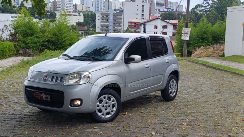 uno 1.0 evo attractive 8v flex 4p manual 2014 caxias do sul