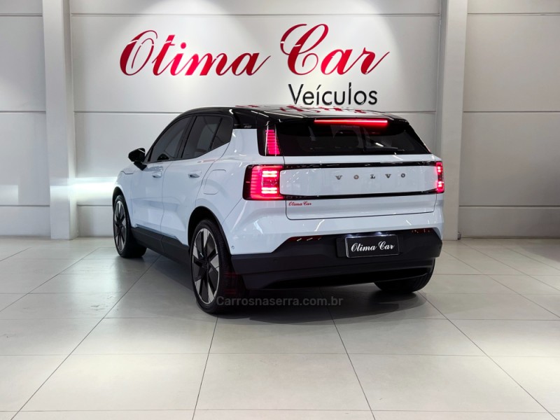 EX30 ULTRA EXTENDED RANGE - 2024 - FLORES DA CUNHA