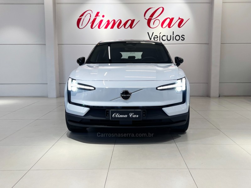 EX30 ULTRA EXTENDED RANGE - 2024 - FLORES DA CUNHA