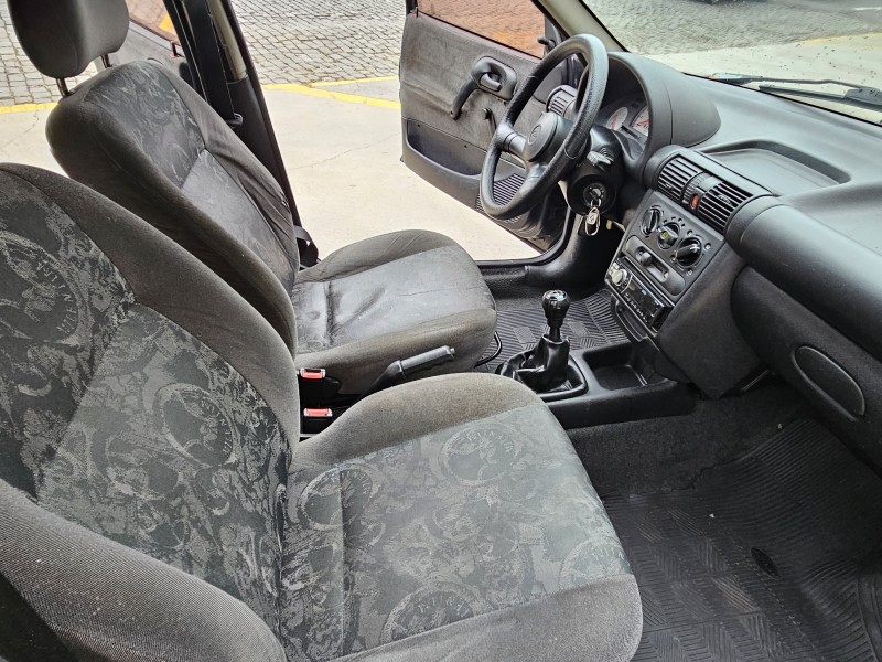 CORSA 1.0 MPFI CLASSIC SEDAN 8V GASOLINA 4P MANUAL - 2002 - CAXIAS DO SUL