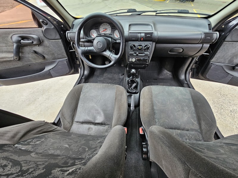 CORSA 1.0 MPFI CLASSIC SEDAN 8V GASOLINA 4P MANUAL - 2002 - CAXIAS DO SUL