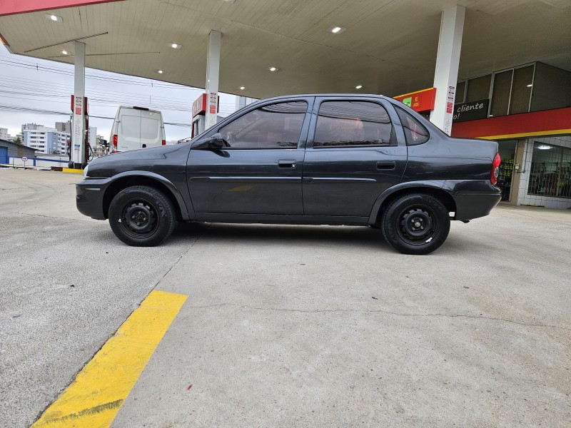 CORSA 1.0 MPFI CLASSIC SEDAN 8V GASOLINA 4P MANUAL - 2002 - CAXIAS DO SUL