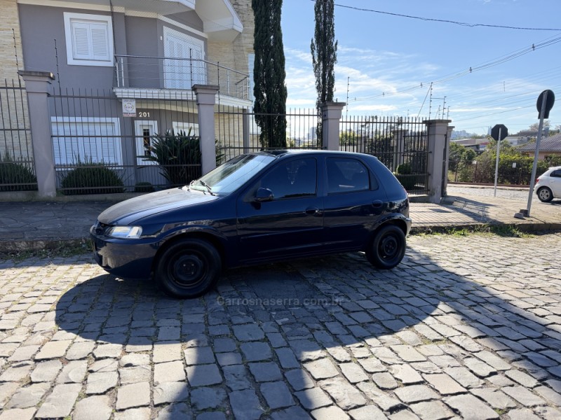 CELTA 1.0 MPFI VHC 8V GASOLINA 4P MANUAL - 2004 - CAXIAS DO SUL