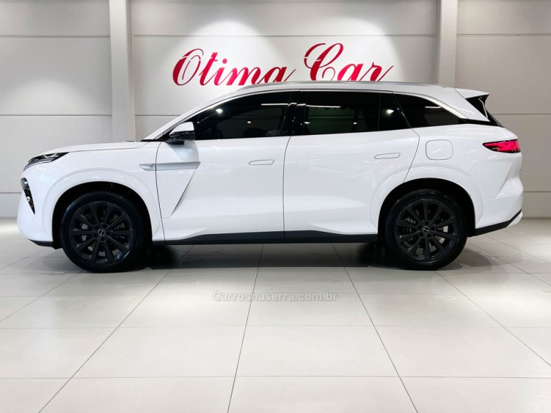ATTO 8 1.5 PHEV 16V 36.6 KW HÍBRIDO 4P AUTOMÁTICO - 2027 - FLORES DA CUNHA