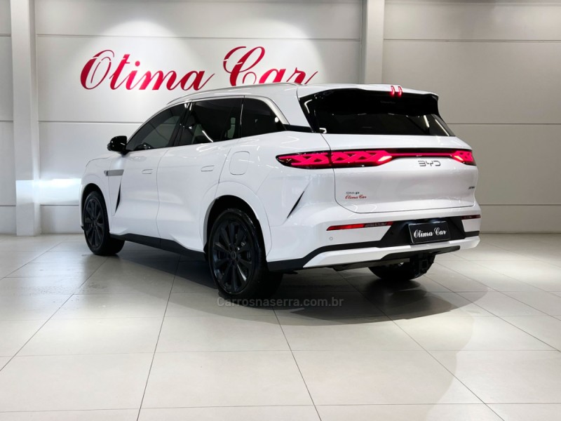 ATTO 8 1.5 PHEV 16V 36.6 KW HÍBRIDO 4P AUTOMÁTICO - 2027 - FLORES DA CUNHA