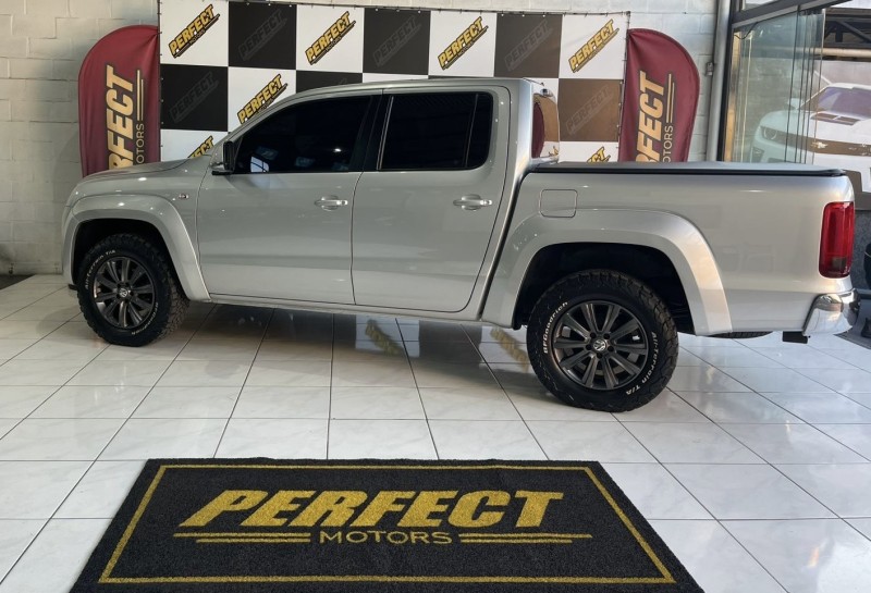 AMAROK 2.0 HIGHLINE EXTREME 4X4 CD 16V 4P AUTOMÁTICO - 2015 - PORTãO