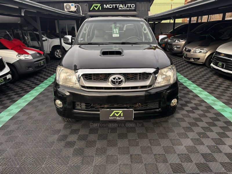 HILUX 3.0 SR 4X2 CD 16V TURBO INTERCOOLER DIESEL 4P MANUAL - 2011 - CAXIAS DO SUL