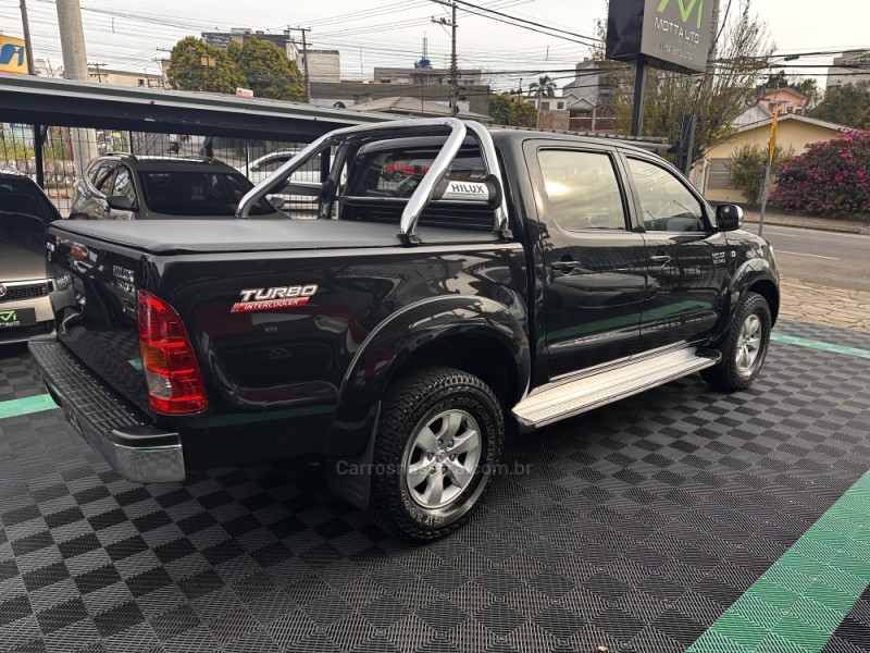 HILUX 3.0 SR 4X2 CD 16V TURBO INTERCOOLER DIESEL 4P MANUAL - 2011 - CAXIAS DO SUL