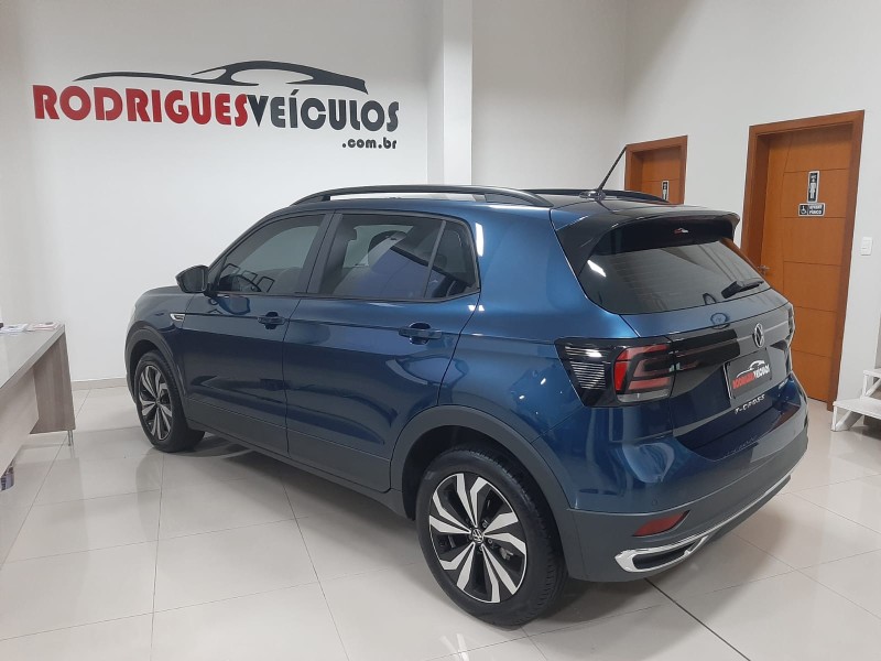 T-CROSS 1.0 COMFORTLINE TSI FLEX 4P AUTOMÁTICO - 2024 - CAXIAS DO SUL