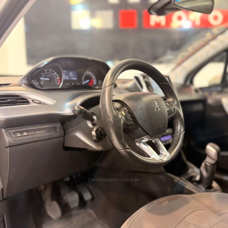 208 1.6 GRIFFE 16V FLEX 4P MANUAL - 2015 - NOVO HAMBURGO