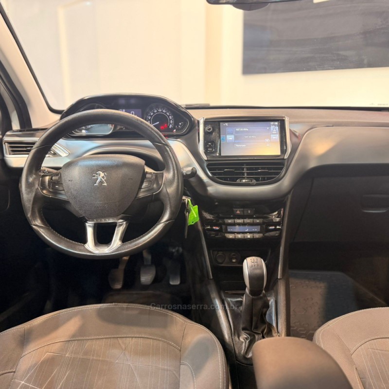 208 1.6 GRIFFE 16V FLEX 4P MANUAL - 2015 - NOVO HAMBURGO