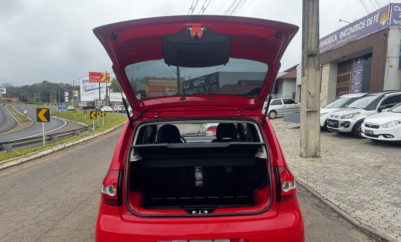FOX 1.0 ITREND 8V FLEX 4P MANUAL - 2006 - DOIS IRMãOS