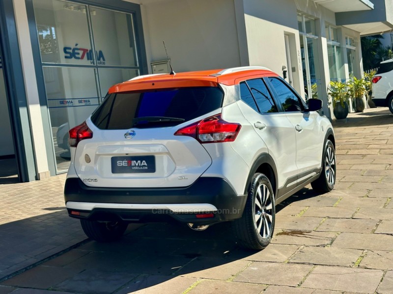 KICKS 1.6 16V FLEX RIO 2016 4P XTRONIC - 2017 - GUAPORé