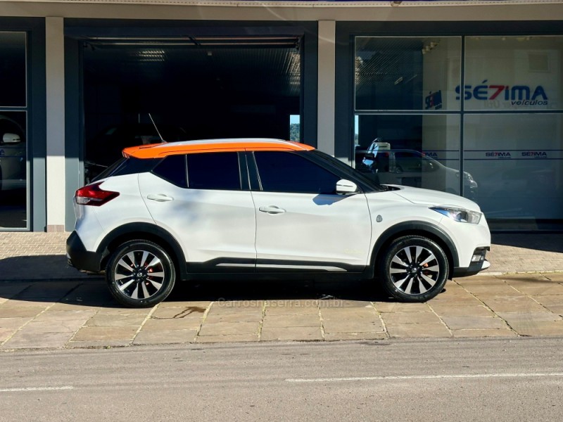 KICKS 1.6 16V FLEX RIO 2016 4P XTRONIC - 2017 - GUAPORé