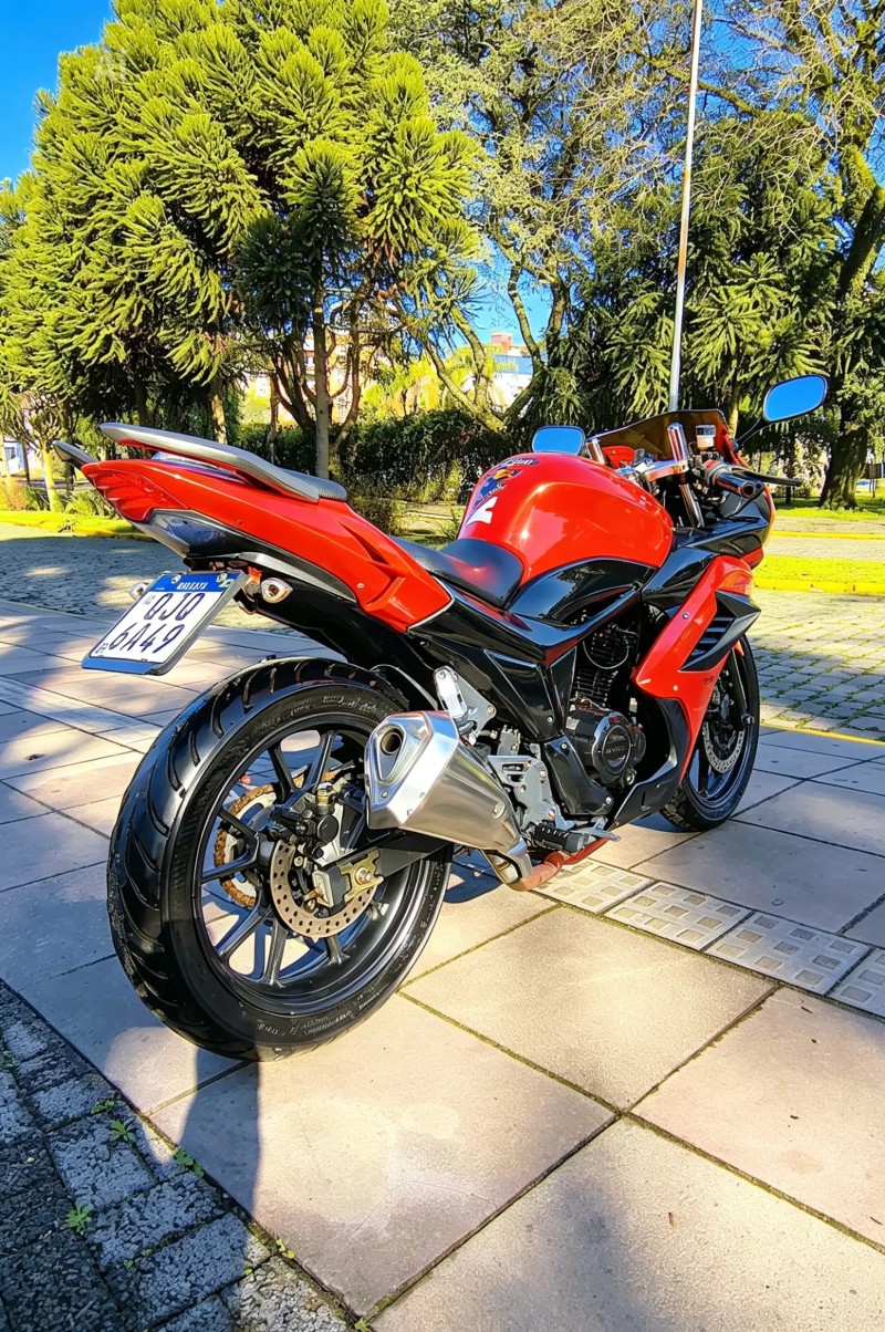 COMET GT 250R  - 2015 - FARROUPILHA
