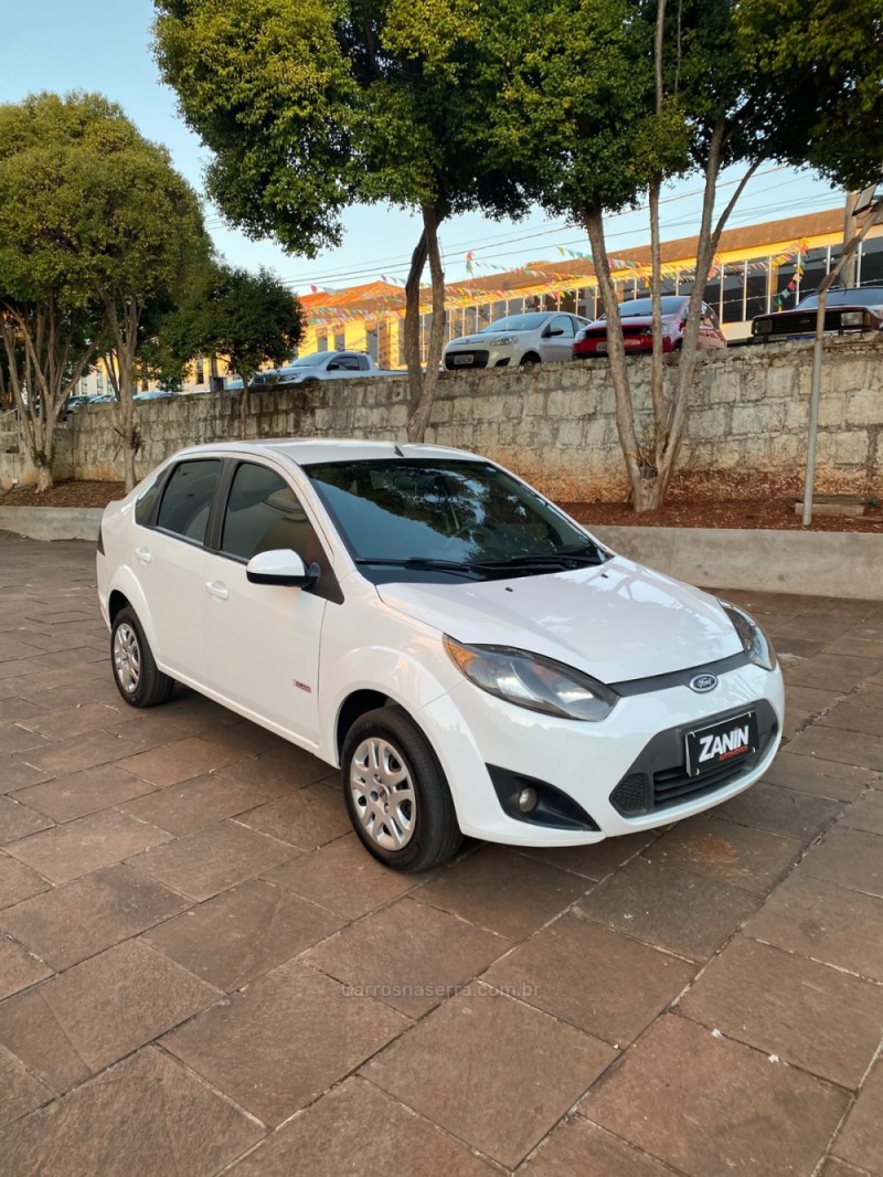 fiesta 1.6 mpi sedan 8v flex 4p manual 2011 sananduva