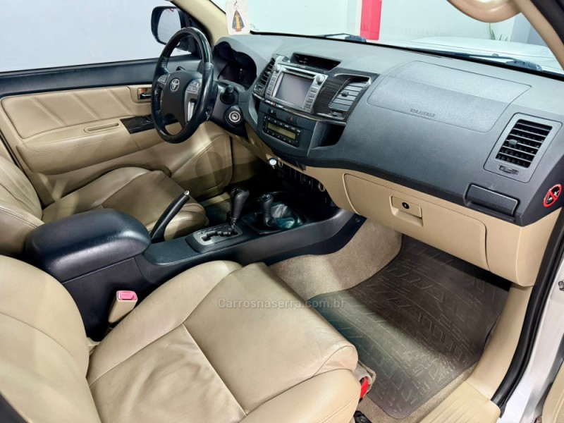 HILUX SW4 3.0 SRV 4X4 16V TURBO INTERCOOLER DIESEL 4P AUTOMÁTICO - 2014 - CAXIAS DO SUL