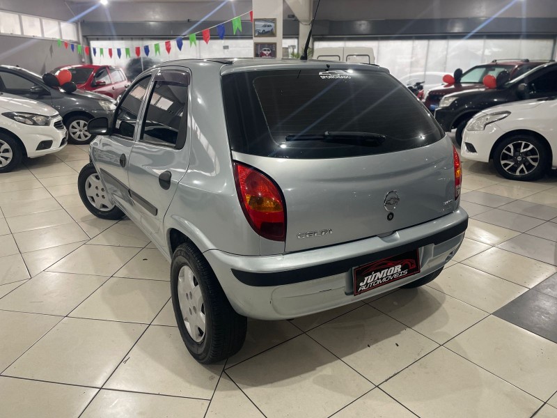 CELTA 1.0 MPFI VHC SUPER 8V FLEX 4P MANUAL - 2006 - CAXIAS DO SUL