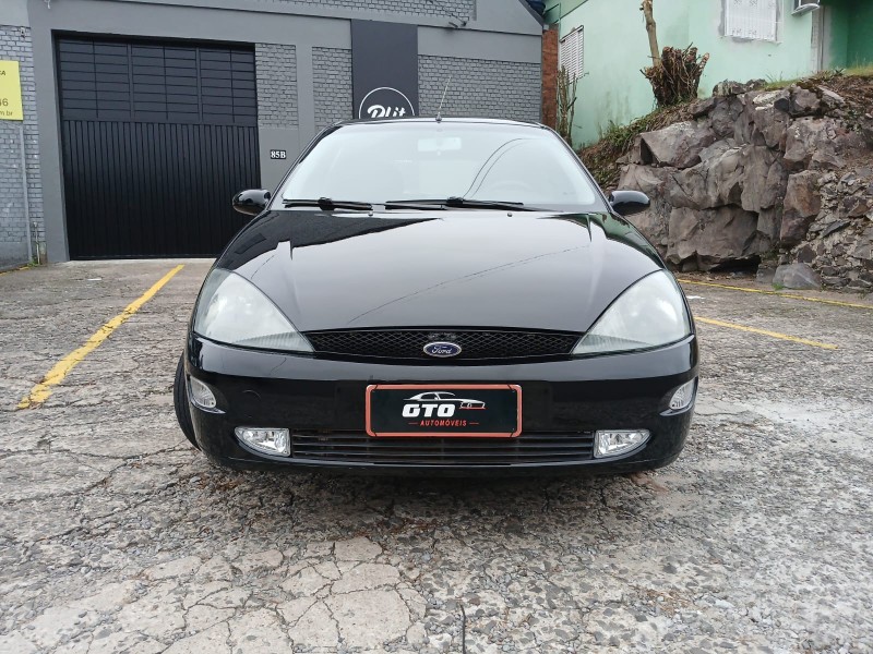 FOCUS 1.8 16V GASOLINA 4P MANUAL - 2003 - FARROUPILHA