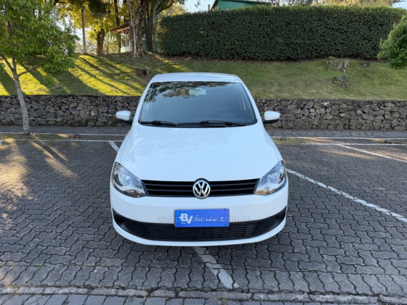 FOX 1.0 MI 8V FLEX 4P MANUAL - 2011 - CAXIAS DO SUL