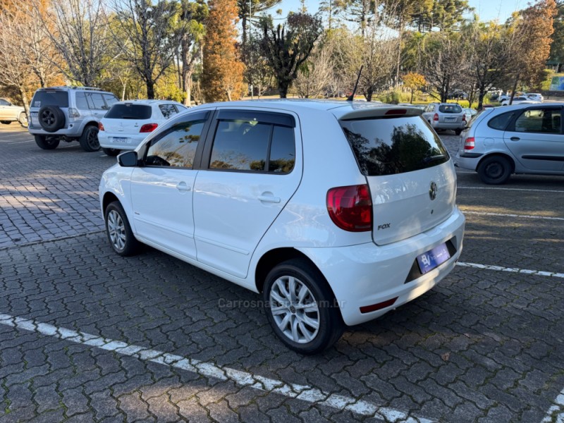 FOX 1.0 MI 8V FLEX 4P MANUAL - 2011 - CAXIAS DO SUL