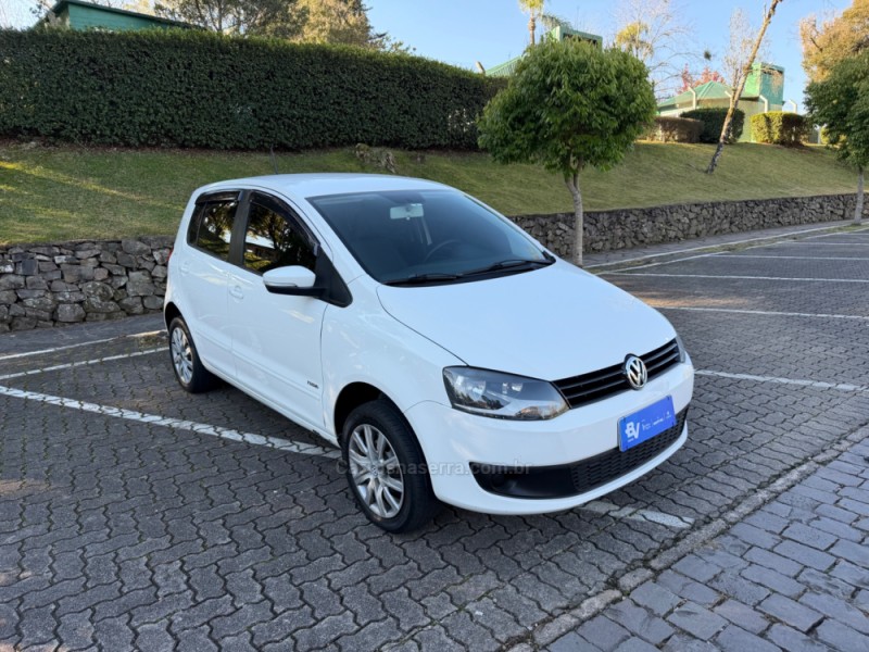 FOX 1.0 MI 8V FLEX 4P MANUAL - 2011 - CAXIAS DO SUL