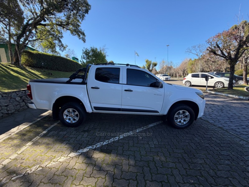 S10 2.5 ADVANTAGE 4X2 CD FLEX 4P MANUAL - 2020 - CAXIAS DO SUL