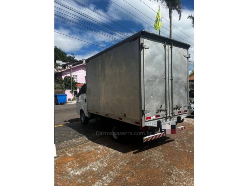 HR 2.5 TCI HD BAU 4X2 8V 97CV TURBO INTERCOOLER DIESEL 2P MANUAL - 2010 - SãO PEDRO DA SERRA