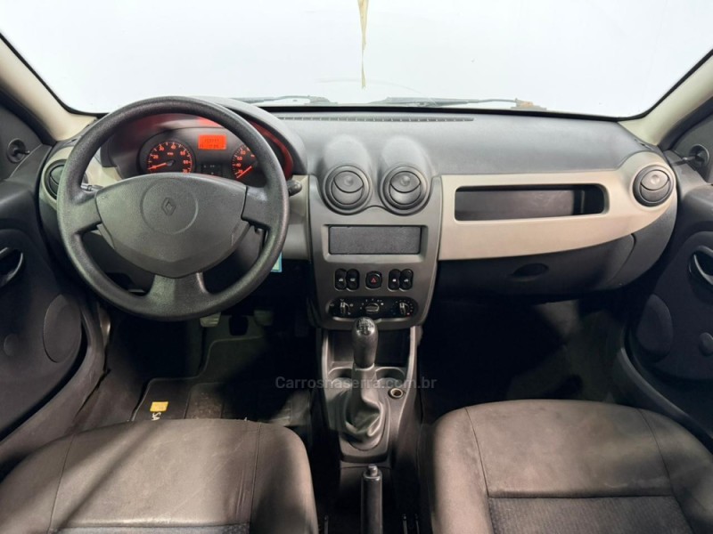 SANDERO 1.0 AUTHENTIQUE 16V FLEX 4P MANUAL - 2009 - VACARIA